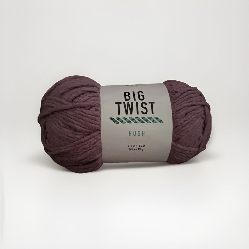 Big Twist Hush Polyester Yarn 10.5oz 219 Yds 5 Bulky Purple Mauve Lilac